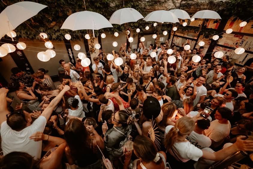kowalski_terrasse - Kowalski Stuttgart - Electronic Club mit Terrasse